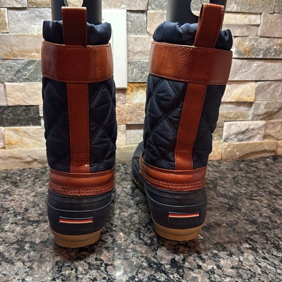 Tommy Hilfiger women’s winter quilted  duck boots 7 - Picture 6 of 14